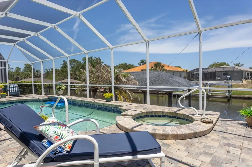 10 Crabtree Court Palm Coast FL 32137