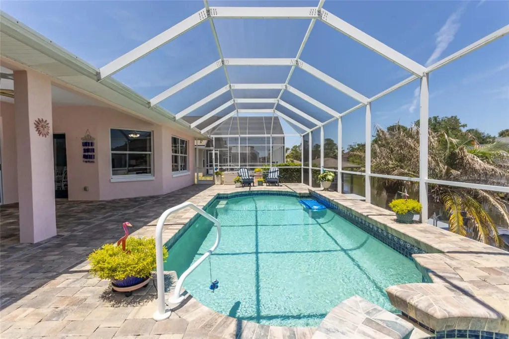 10 Crabtree Court Palm Coast FL 32137