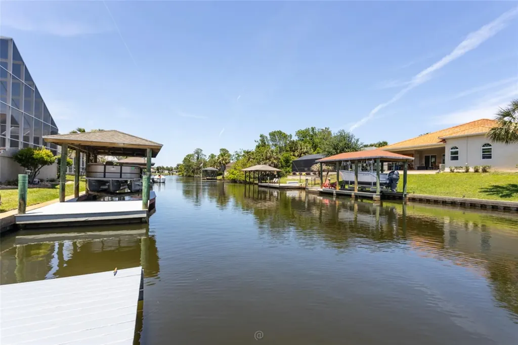 10 Crabtree Court Palm Coast FL 32137