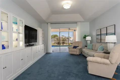 10 Crabtree Court Palm Coast FL 32137