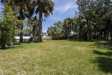 10 Crabtree Court Palm Coast FL 32137