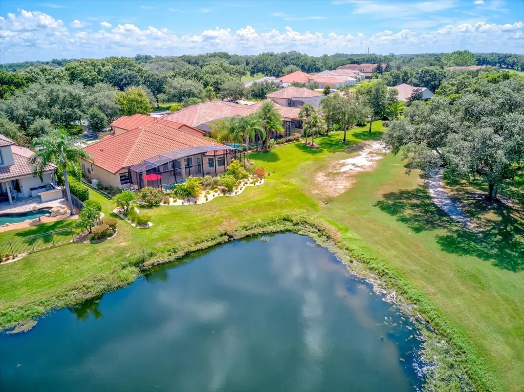 26301 Avenida Las Colinas Howey In The Hills FL 34737