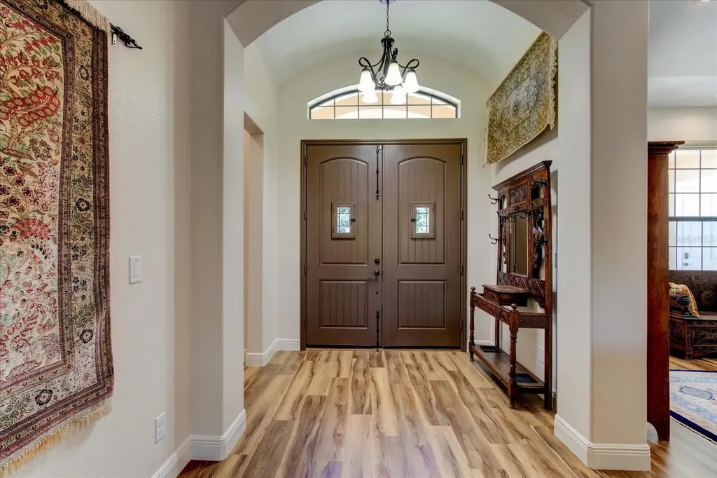 26301 Avenida Las Colinas Howey In The Hills FL 34737