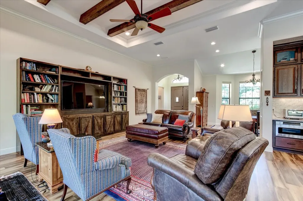 26301 Avenida Las Colinas Howey In The Hills FL 34737