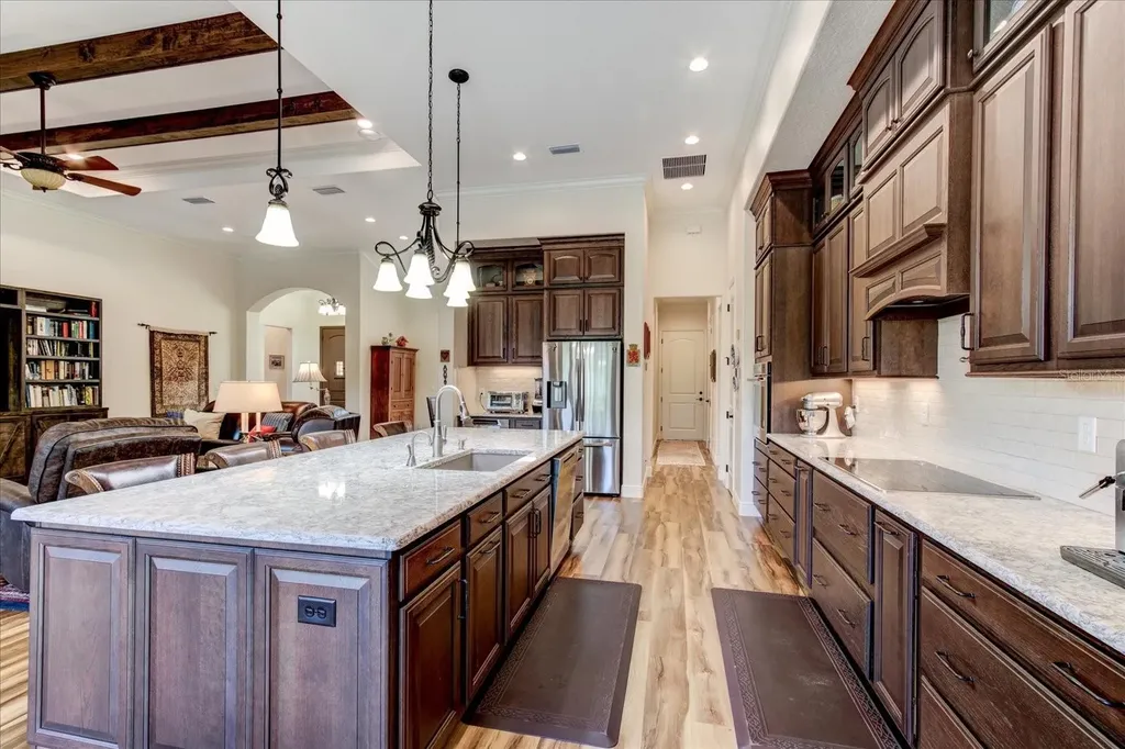 26301 Avenida Las Colinas Howey In The Hills FL 34737