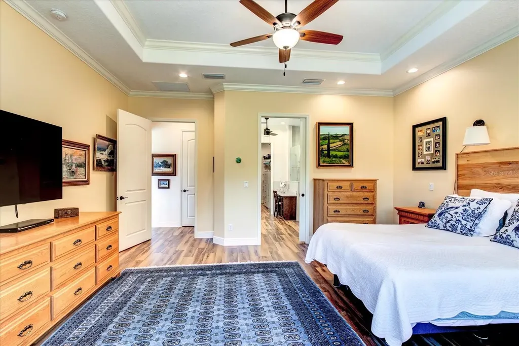 26301 Avenida Las Colinas Howey In The Hills FL 34737