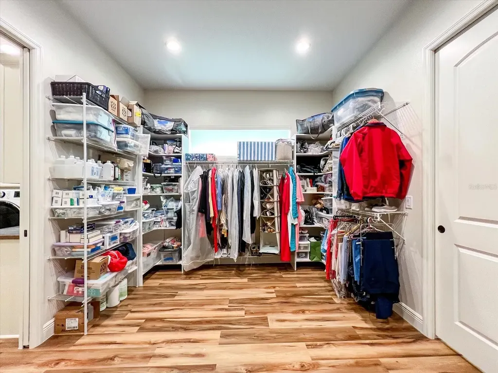 26301 Avenida Las Colinas Howey In The Hills FL 34737