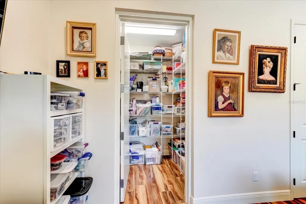 26301 Avenida Las Colinas Howey In The Hills FL 34737