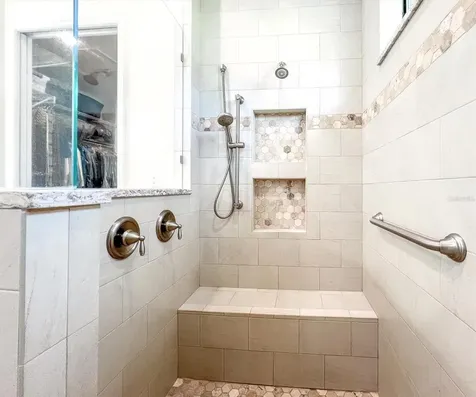 26301 Avenida Las Colinas Howey In The Hills FL 34737