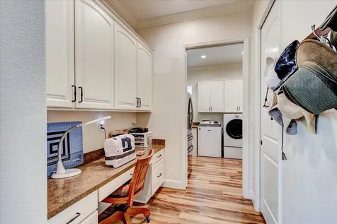 26301 Avenida Las Colinas Howey In The Hills FL 34737