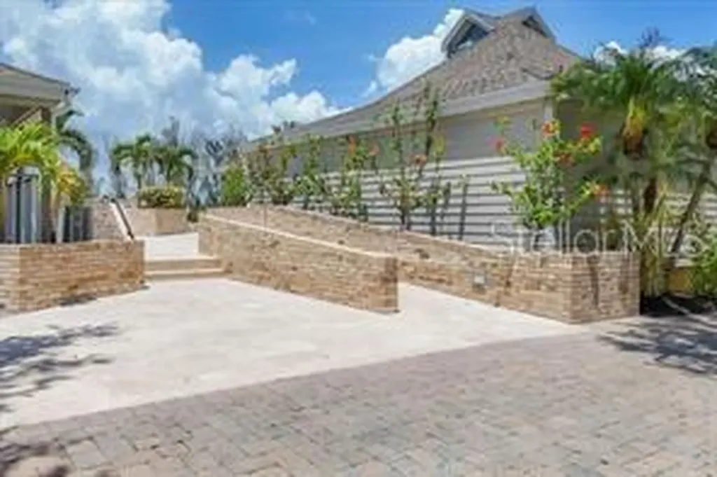 79 Tidy Island Boulevard Bradenton FL 34210
