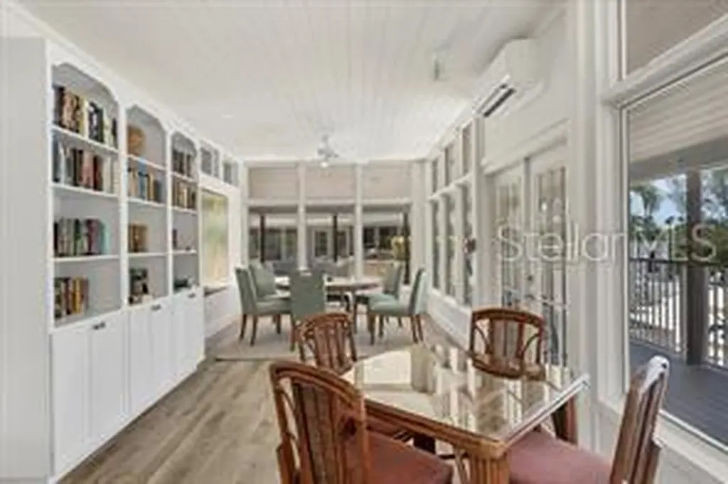 79 Tidy Island Boulevard Bradenton FL 34210