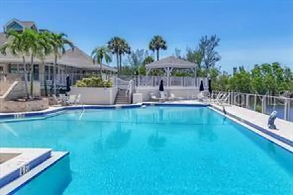 79 Tidy Island Boulevard Bradenton FL 34210