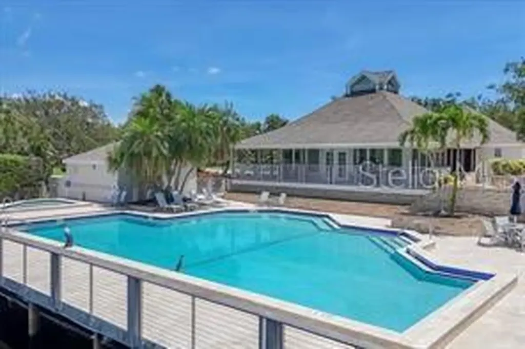 79 Tidy Island Boulevard Bradenton FL 34210