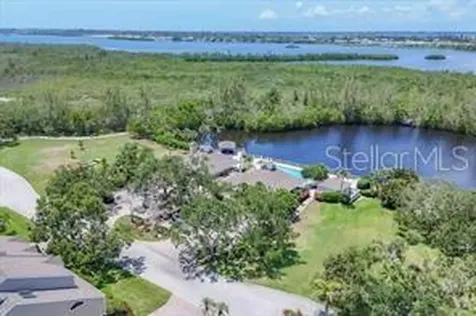 79 Tidy Island Boulevard Bradenton FL 34210