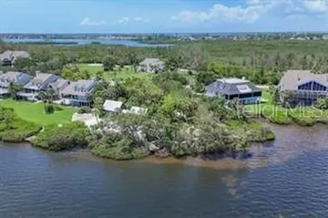 79 Tidy Island Boulevard Bradenton FL 34210