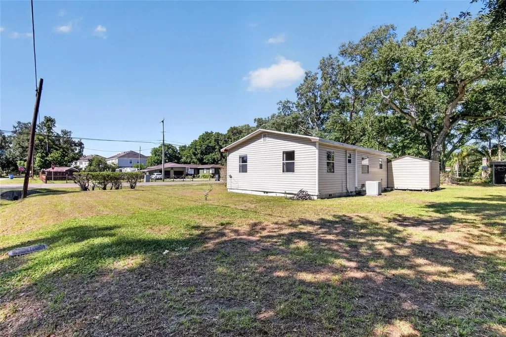 2102 Columbus Drive Brandon FL 33510