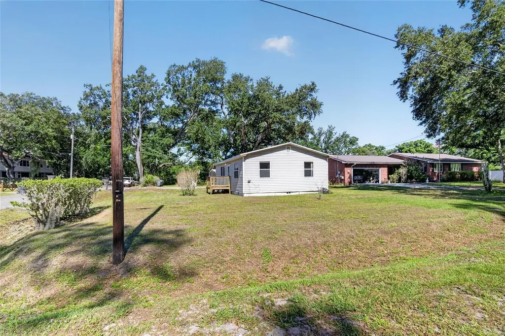 2102 Columbus Drive Brandon FL 33510