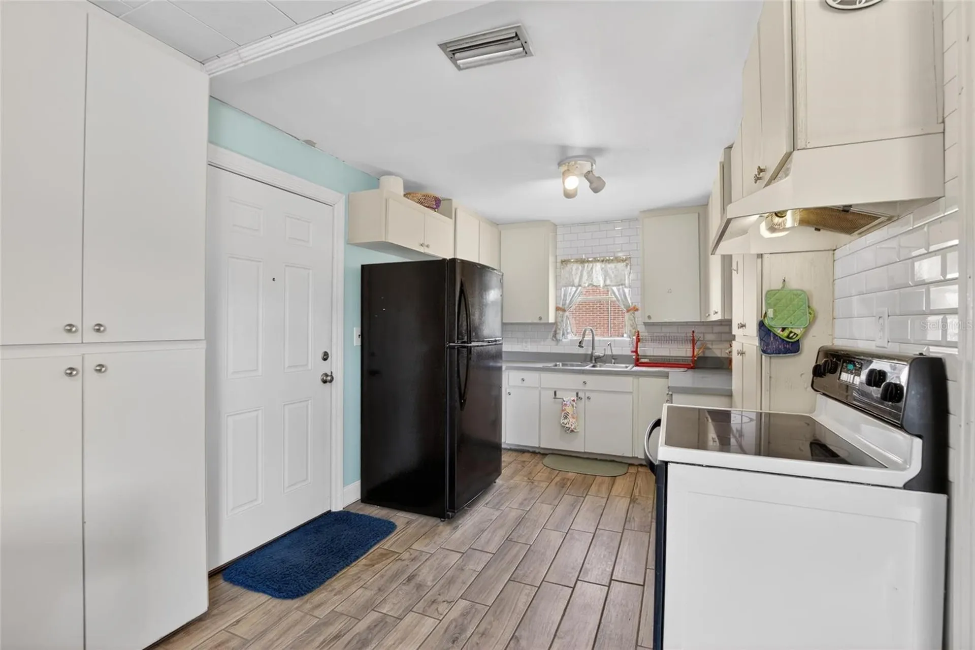 2102 Columbus Drive Brandon FL 33510