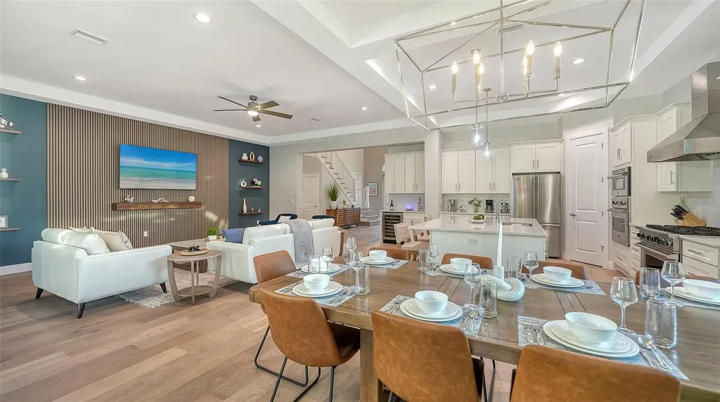 1537 Siesta Drive Sarasota FL 34239