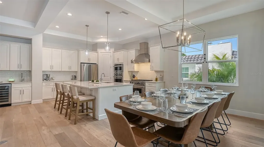 1537 Siesta Drive Sarasota FL 34239
