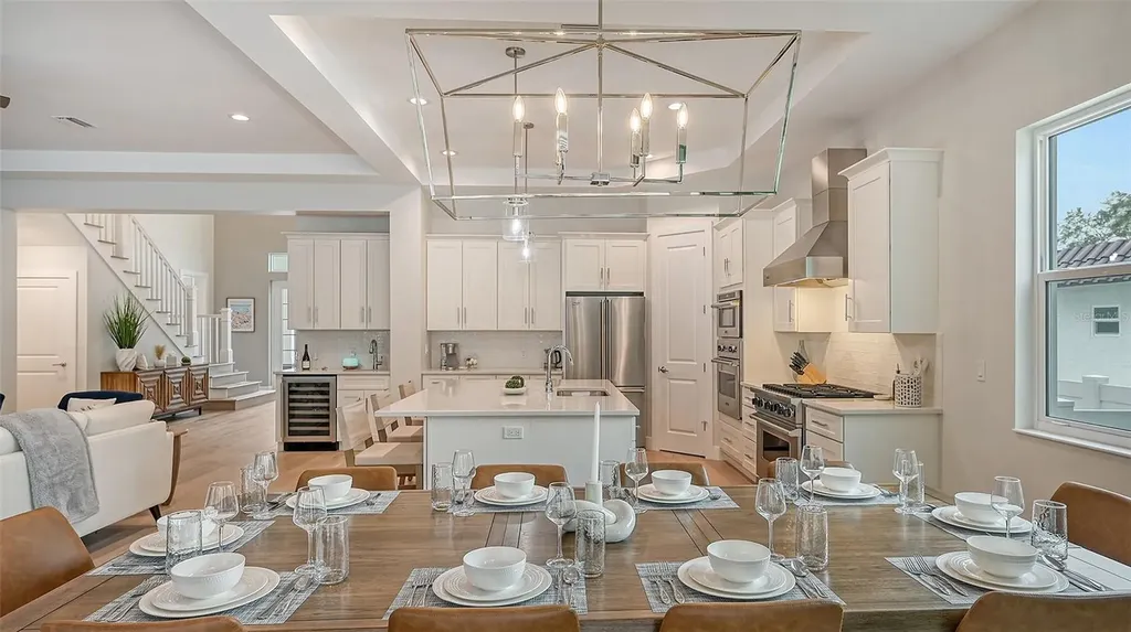 1537 Siesta Drive Sarasota FL 34239