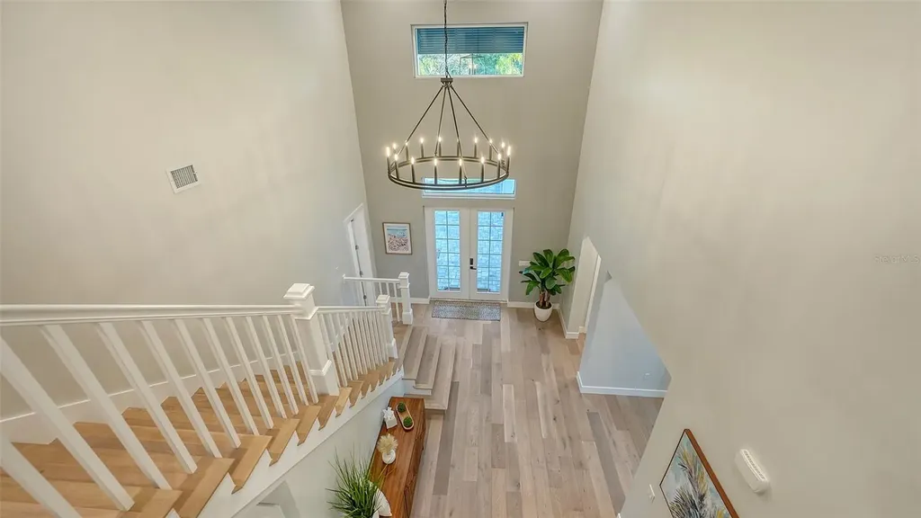 1537 Siesta Drive Sarasota FL 34239