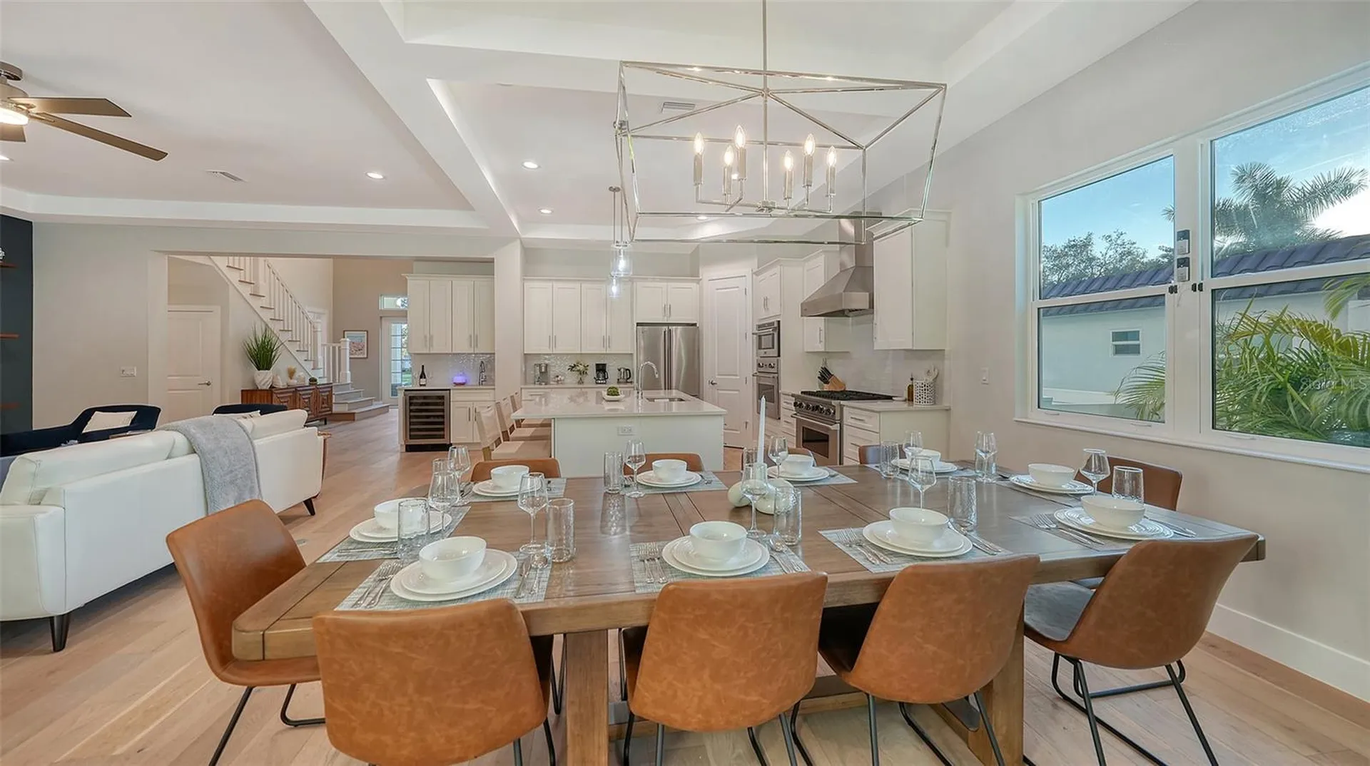 1537 Siesta Drive Sarasota FL 34239