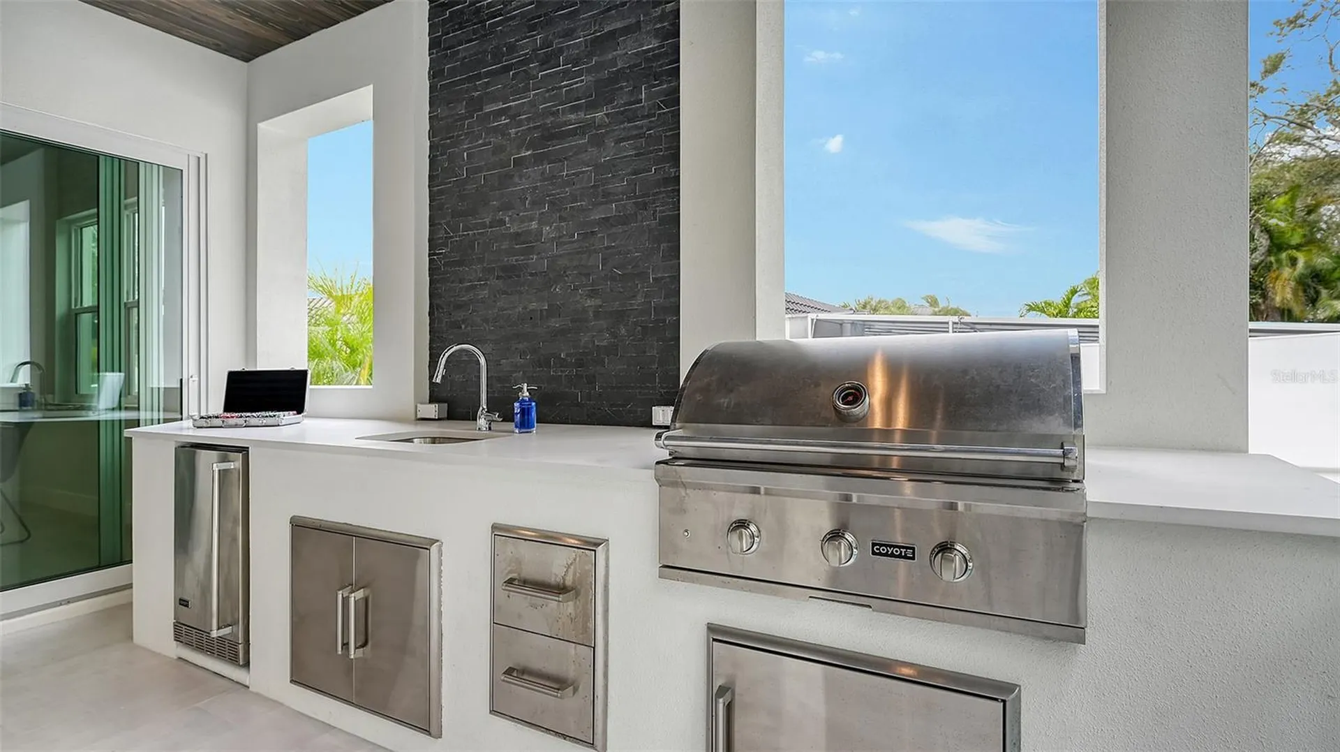 1537 Siesta Drive Sarasota FL 34239