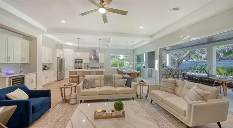 1537 Siesta Drive Sarasota FL 34239