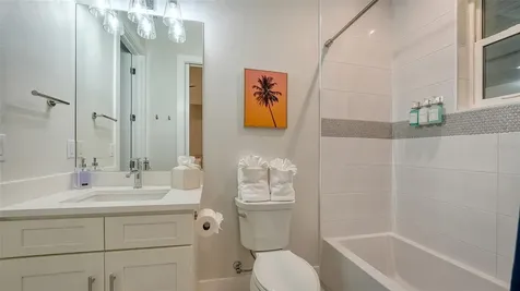 1537 Siesta Drive Sarasota FL 34239
