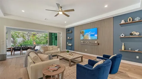 1537 Siesta Drive Sarasota FL 34239