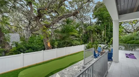 1537 Siesta Drive Sarasota FL 34239