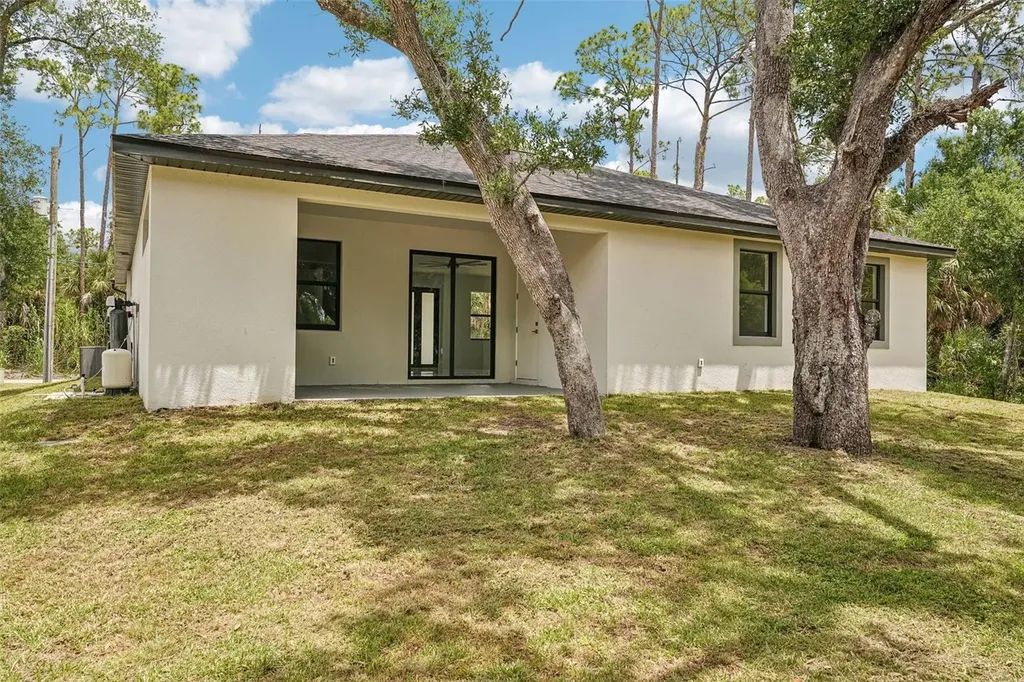 17165 Fallkirk Avenue Port Charlotte FL 33954