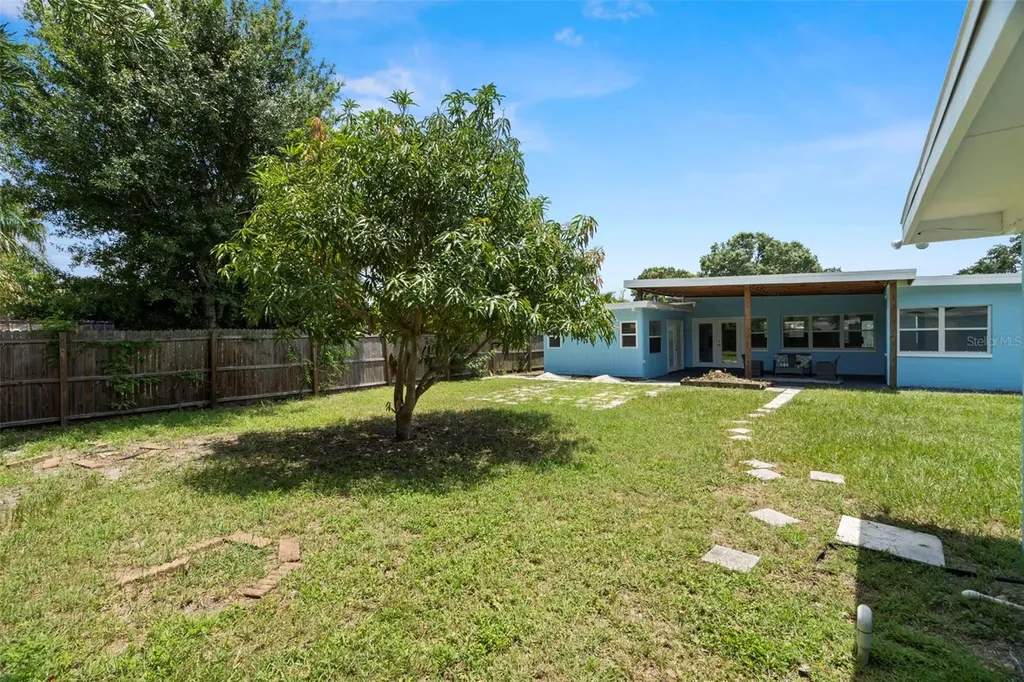 5813 18th Avenue S Gulfport FL 33707