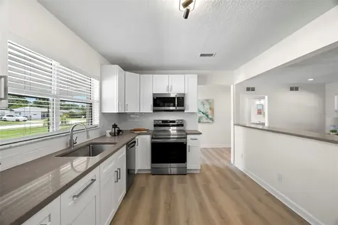 5813 18th Avenue S Gulfport FL 33707