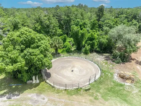 3287 N County Road 426 Geneva FL 32732