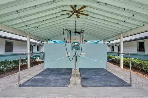 3287 N County Road 426 Geneva FL 32732