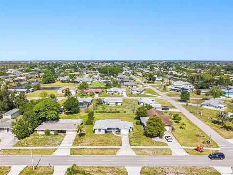 3559 Harbor Boulevard Port Charlotte FL 33952
