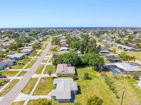 3559 Harbor Boulevard Port Charlotte FL 33952