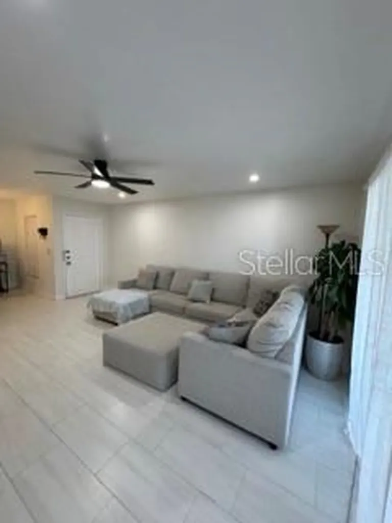 6122 Curry Ford Road Orlando FL 32822