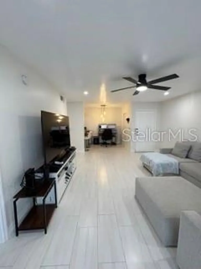 6122 Curry Ford Road Orlando FL 32822