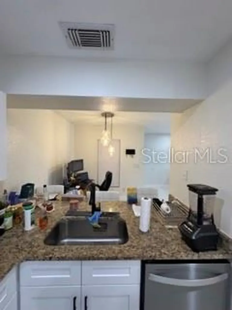 6122 Curry Ford Road Orlando FL 32822