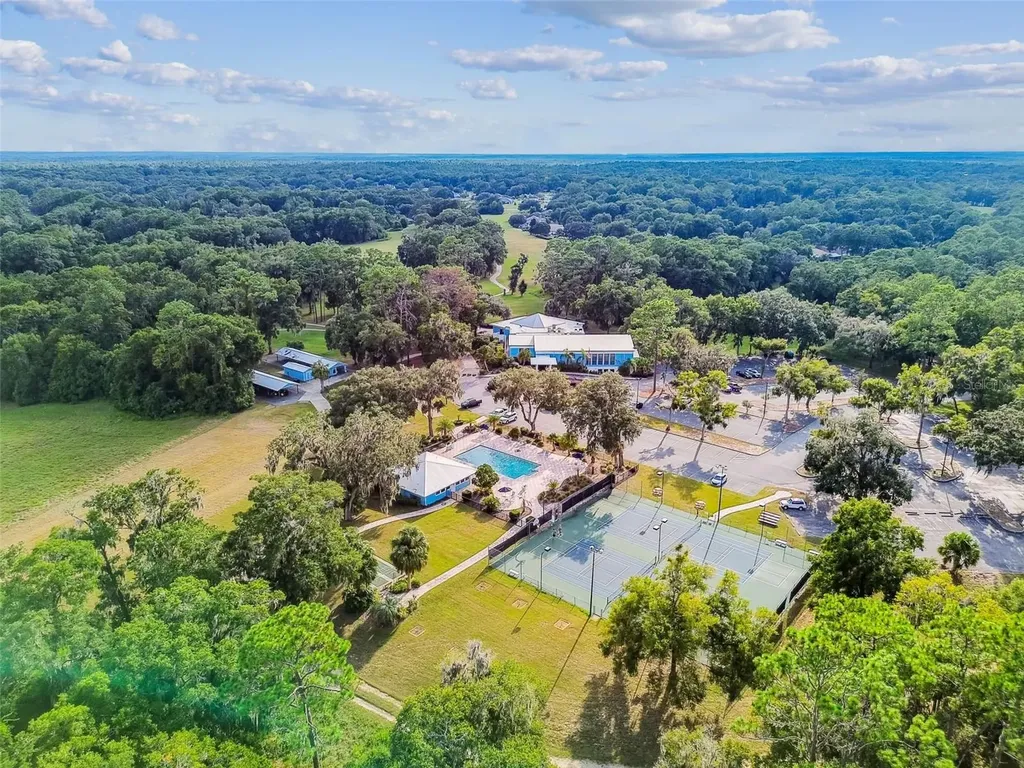 19015 SW 101st Place Dunnellon FL 34432