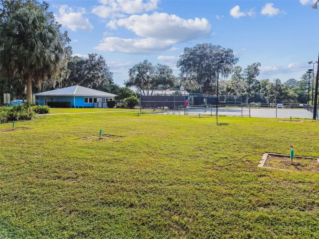 19015 SW 101st Place Dunnellon FL 34432