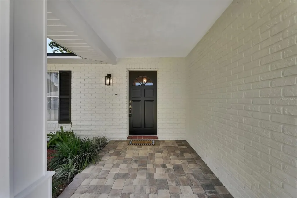1939 Wallace Court Deland FL 32720