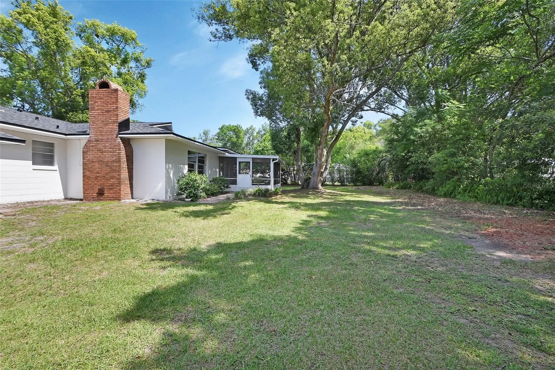 1939 Wallace Court Deland FL 32720