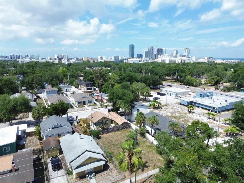 935 13th Avenue S St Petersburg FL 33705