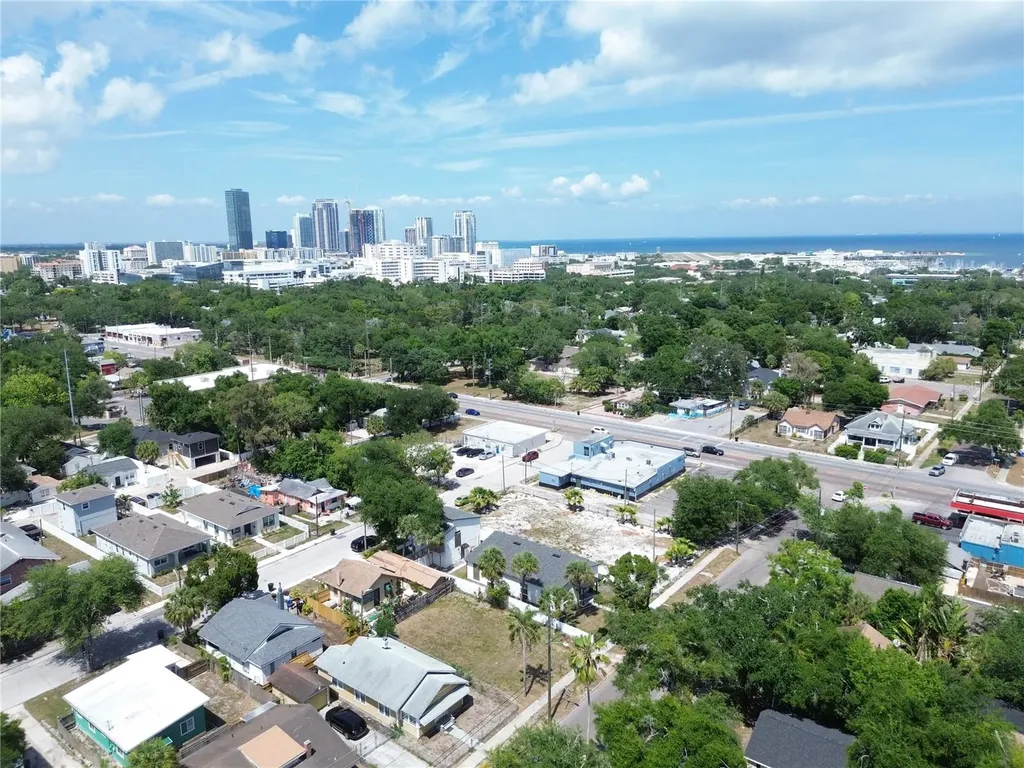 935 13th Avenue S St Petersburg FL 33705