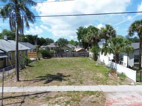 935 13th Avenue S St Petersburg FL 33705